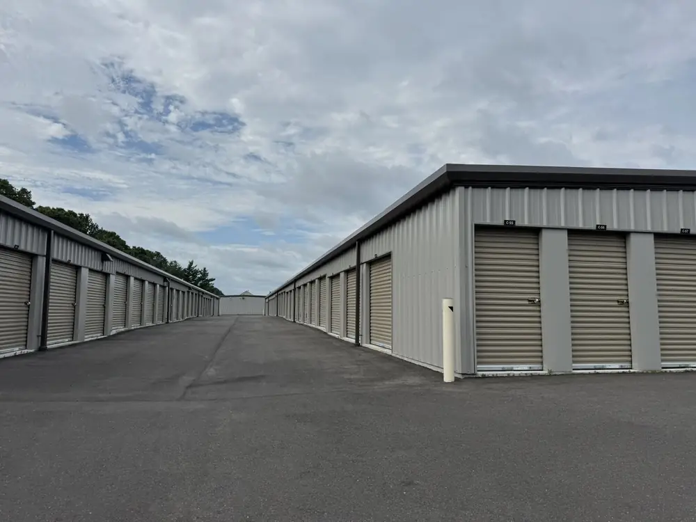 Newcoast self-storage facility in Simsbury, Connecticut